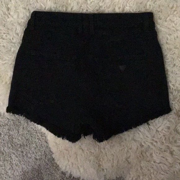 Guess jean shorts - Picture 2 of 2